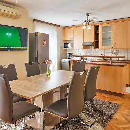 Apartamento Lille By Interhome