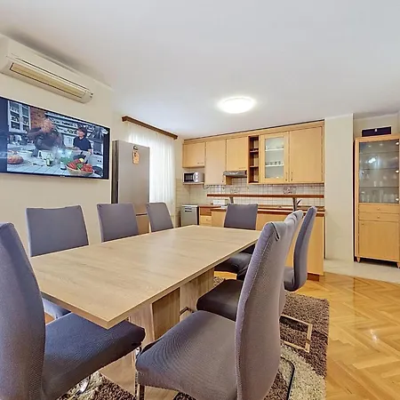 Lille By Interhome