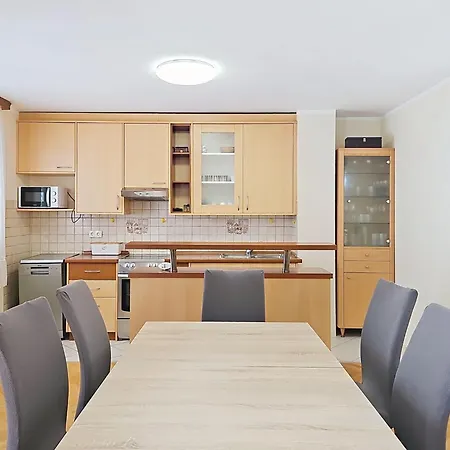 Lille By Interhome Appartement Trogir